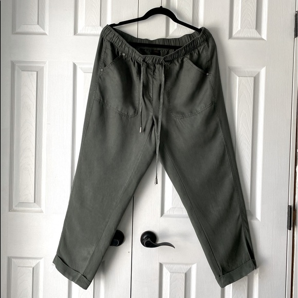 Khaki green gathered drawstring waist pant with cargo style front pockets - Picture 1 of 3